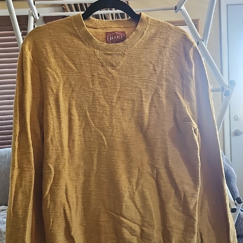 Red Ale Men's Crewneck Sweater - Mustard Yellow